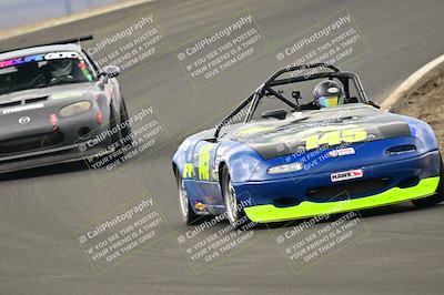 media/Jan-26-2025-CalClub SCCA (Sun) [[cfcea7df88]]/Group 5/Race/